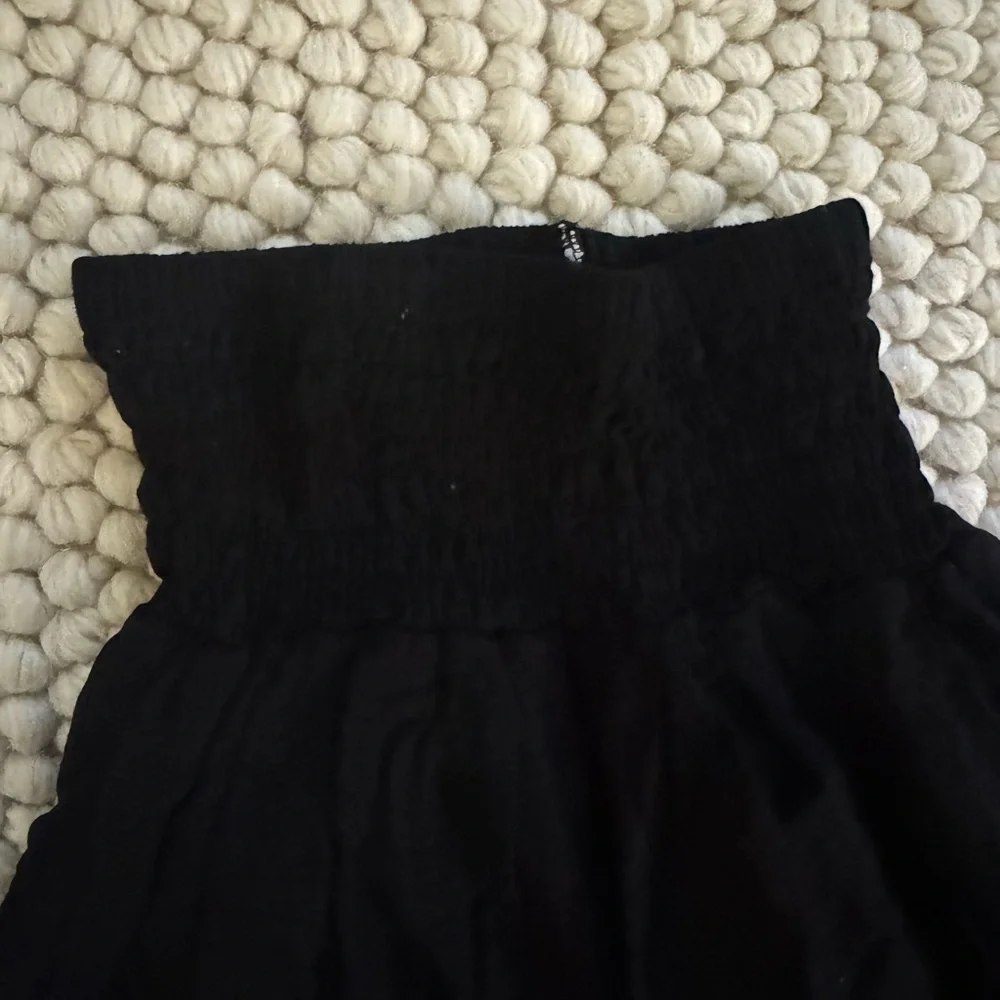 Black Women's Skirt From Vietnam - Picture 2 of 4